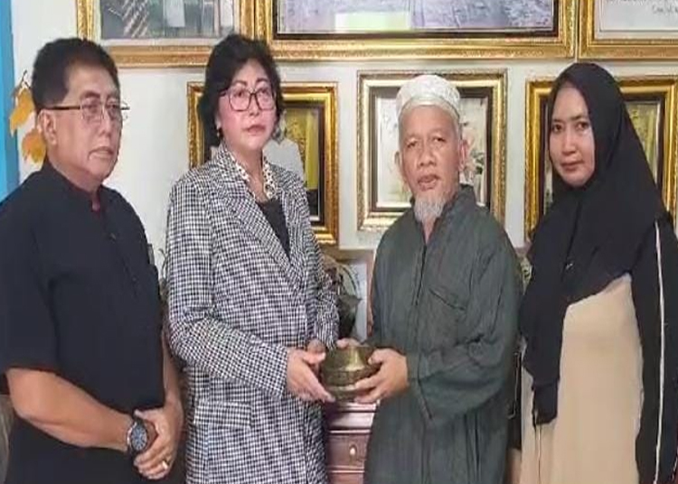 LILIS SURIANI KUNJUNGAN