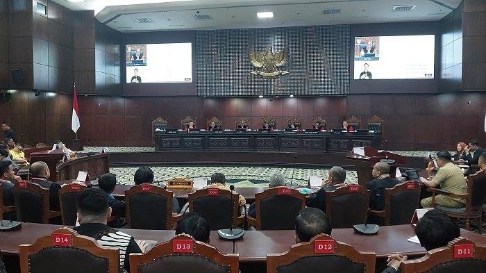 sidang putusan uu pilkada 2024